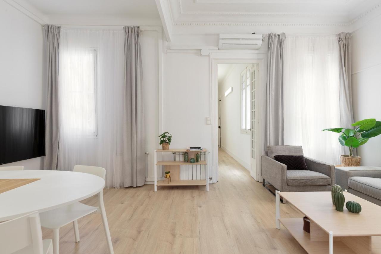 Suites4Days Gaudi Eixample 巴塞罗那 外观 照片