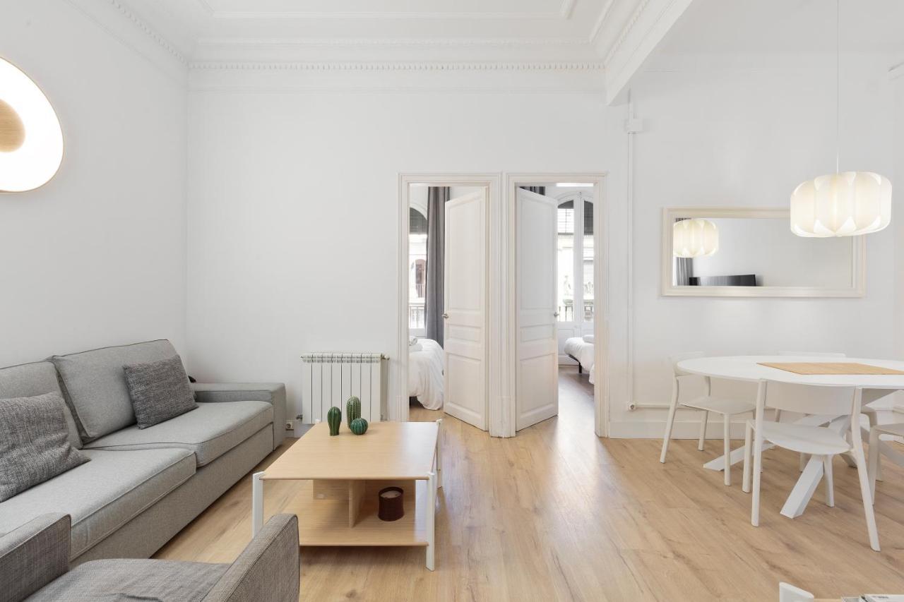 Suites4Days Gaudi Eixample 巴塞罗那 外观 照片