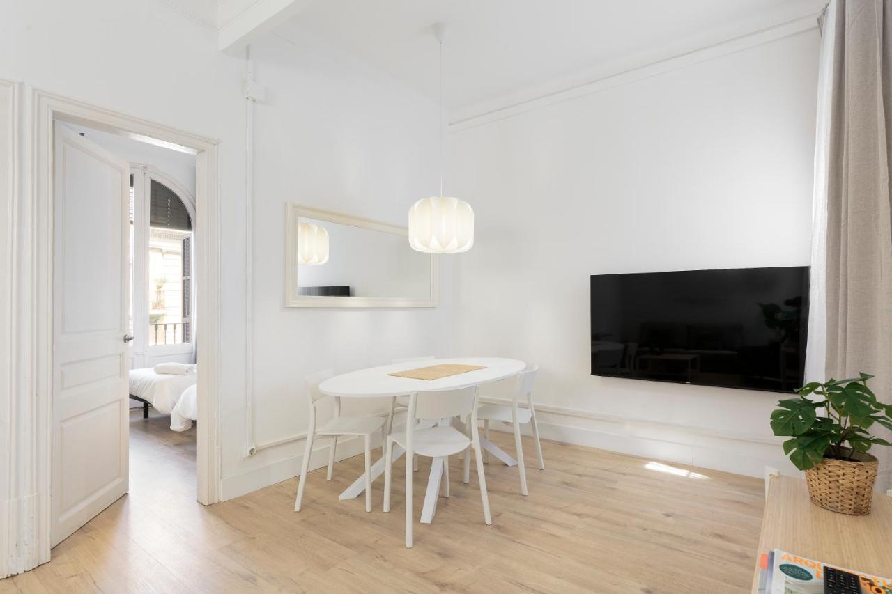 Suites4Days Gaudi Eixample 巴塞罗那 外观 照片