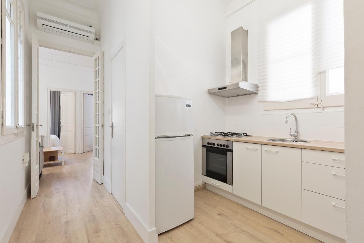 Suites4Days Gaudi Eixample 巴塞罗那 外观 照片