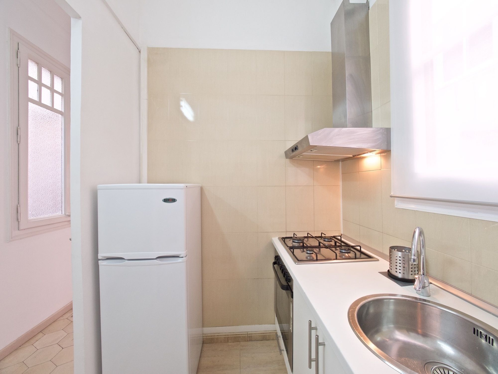 Suites4Days Gaudi Eixample 巴塞罗那 外观 照片